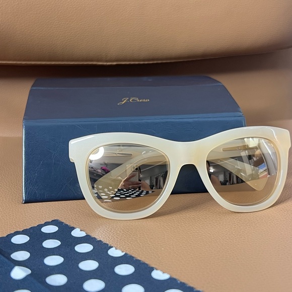J.Crew Cream Ivory Women’s Sunglasses Sunshades Shades - Picture 3 of 15